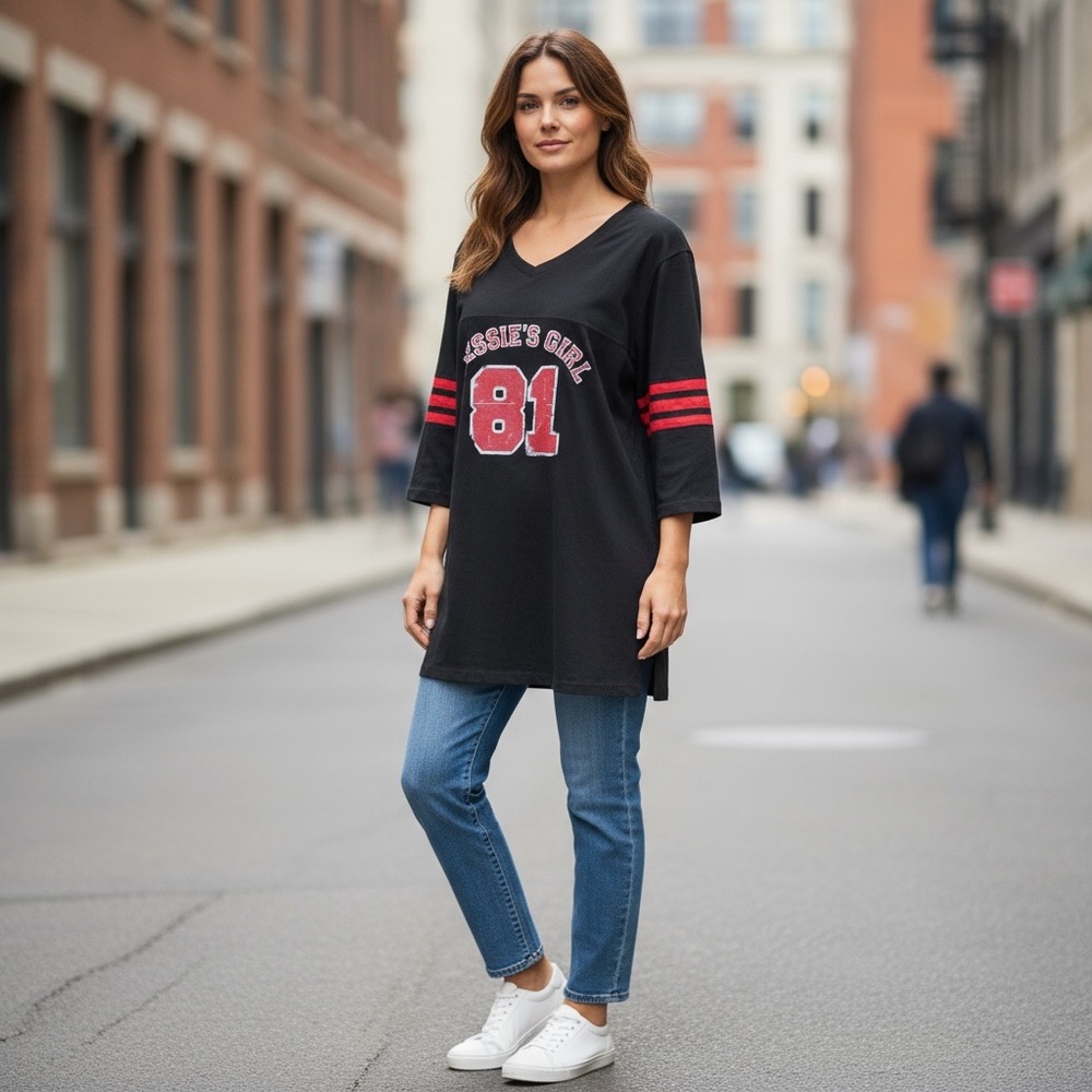 Jessie’s Girl 81 Springfield Retro Black and Red‎ Women's V-Neck Jersey